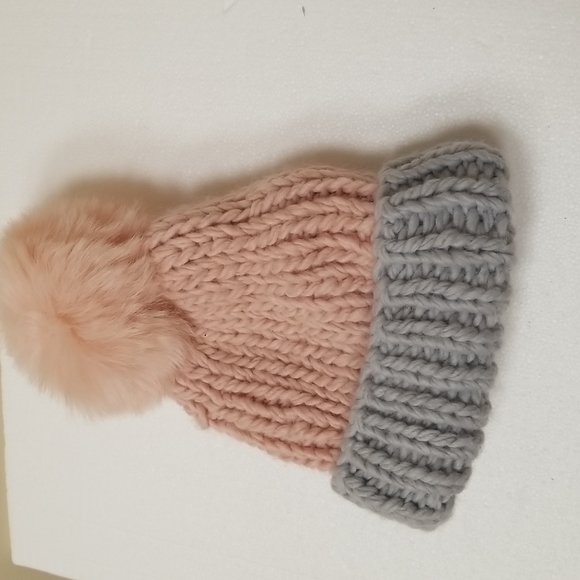RARE Free People Canada Knit Chunky Crochet Pink Gray Pom Pom Beanie Wool Hat